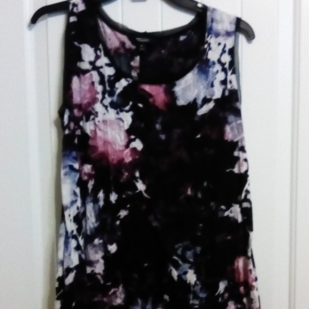 Womens tops